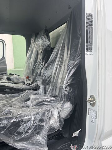 Benne basculante Fuso Canter 9C18 Abrollkipper HYVA 6 T