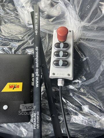 Hookloader Fuso Canter 9C18 Abrollkipper HYVA 6 T