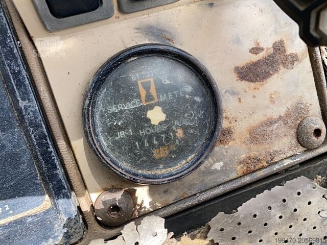 Carregador rastreado Caterpillar 963b