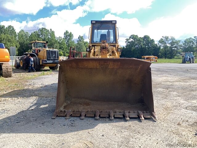 Carregador rastreado Caterpillar 963b