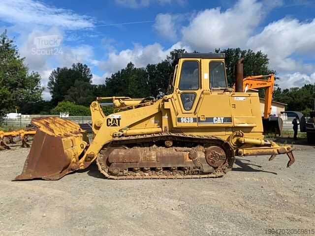 Carregador rastreado Caterpillar 963b