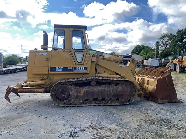 Carregador rastreado Caterpillar 963b
