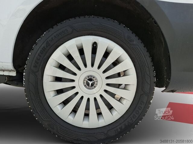 Panel van Mercedes-Benz VITO 116 NEUES MODELL AHK NAV KAM MBUX TOTWINKEL