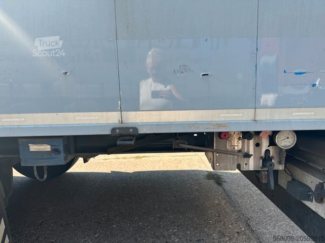 Semirimorchio con pianale mobile SCHWARZMÜLLER J-SERIE,Schuboden