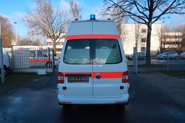Camião de bombeiros VOLKSWAGEN T5 Transporter Hochdach lang/KTW/Klima/FN: A94