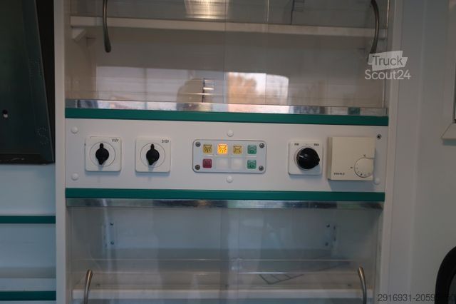 Brandweerwagen VOLKSWAGEN T5 Transporter Hochdach lang/KTW/Klima/FN: A94