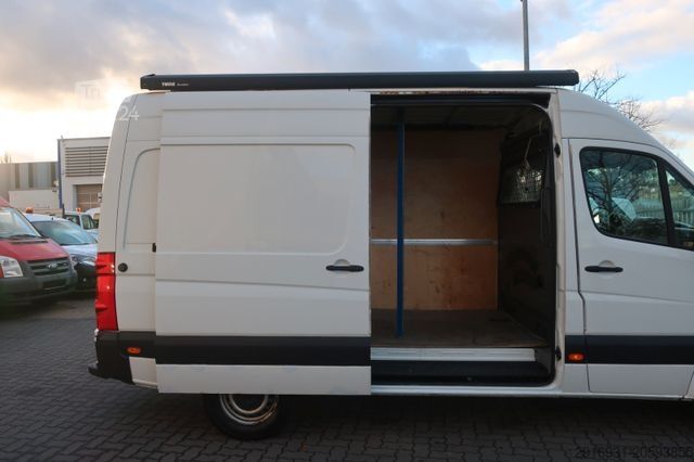 Kombi z visokim stropom VOLKSWAGEN Crafter L2H2 1.Hand / Klima / SHZ / FN:87