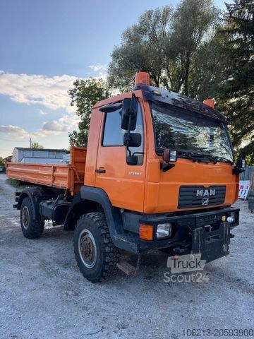 Billenő teherautó MAN LE180C 10.180