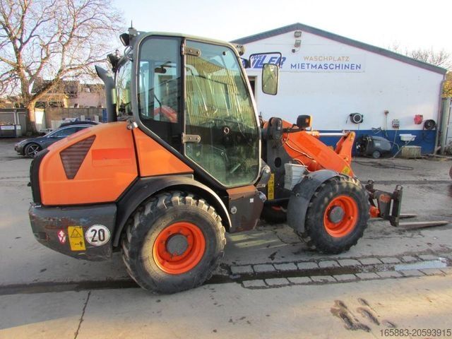 Ładowarka kołowa KOMATSU WA 70-7 Radlader 24.500 EUR