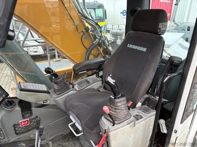 Raupenbagger Liebherr R 926 WLC