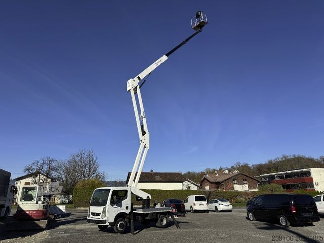 Hoogwerker vrachtwagen RENAULT Maxity Gelenkhubarbeitsbühne Cela TB 24 meter