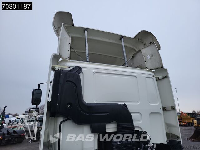 Standaard trekker DAF CF 330 CF 330 FT 4X2 Low Mileage! NL-Truck Manual