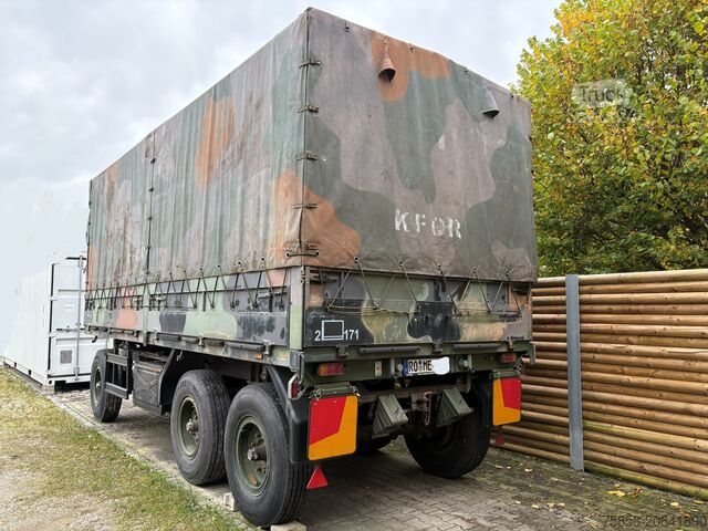 Причіп з бортовою платформою та тентом SCHMITZ 3Achser Bundeswehr mit HU+SP TOP Zustand