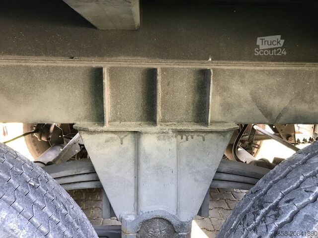 Причіп з бортовою платформою та тентом SCHMITZ 3Achser Bundeswehr mit HU+SP TOP Zustand