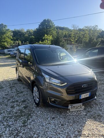 شاحنة صغيرة Ford Transit Connect