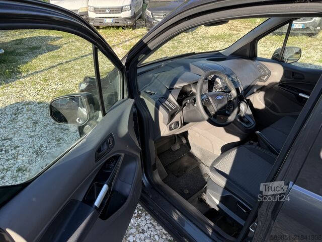 شاحنة صغيرة Ford Transit Connect