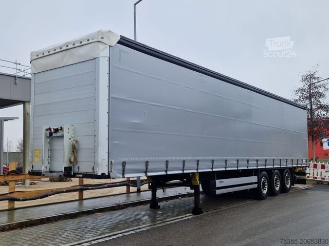 Semirimorchio con telone SCHMITZ CARGOBULL SCS24/L 13.62 E B 1.Hand Liftachse Edscha Portal