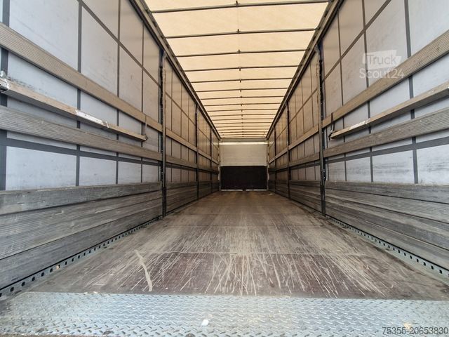 Semirimorchio con telone SCHMITZ CARGOBULL SCS24/L 13.62 E B 1.Hand Liftachse Edscha Portal