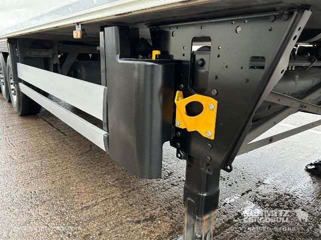 Reefer semitrailer Schmitz Cargobull Reefer Multitemp