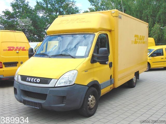 Transporter mit Koffer IVECO Daily 35 S 11 A / P Maxi Postkoffer REGALSYSTEM