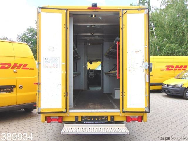 Transporter mit Koffer IVECO Daily 35 S 11 A / P Maxi Postkoffer REGALSYSTEM
