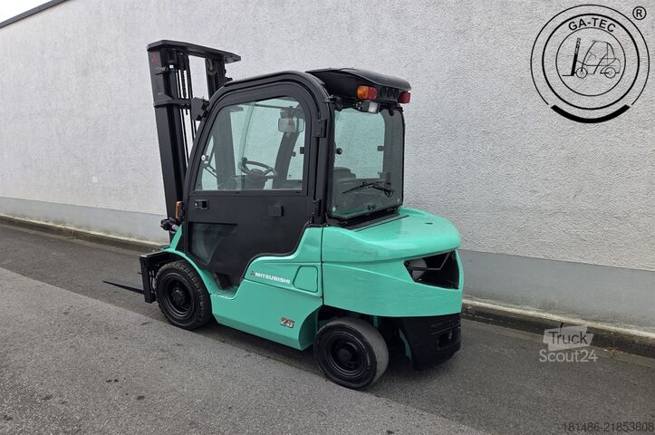 Chariot élévateur à fourche diesel Mitsubishi FD25N