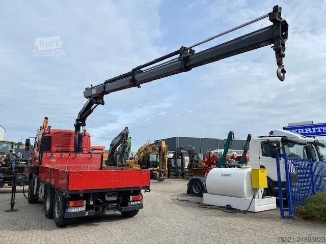 Vrachtwagen met kraan MAN TGA 28.430 6x4 + MKG HLK 201 Crane
