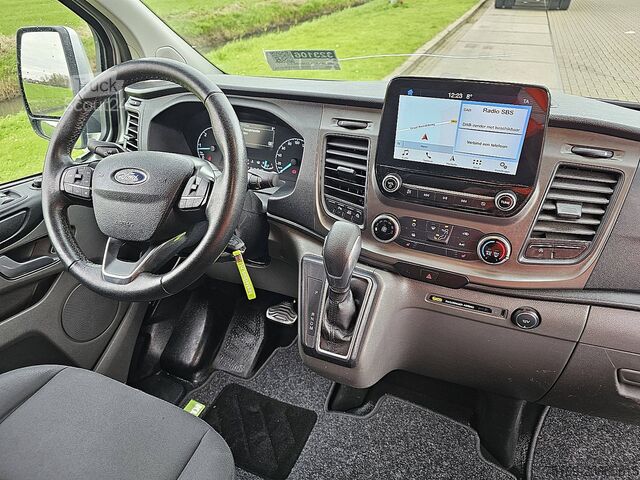 Kombi med högt tak FORD TRANSIT CUSTOM 2.0 TDCI 130 AUT. L1H1