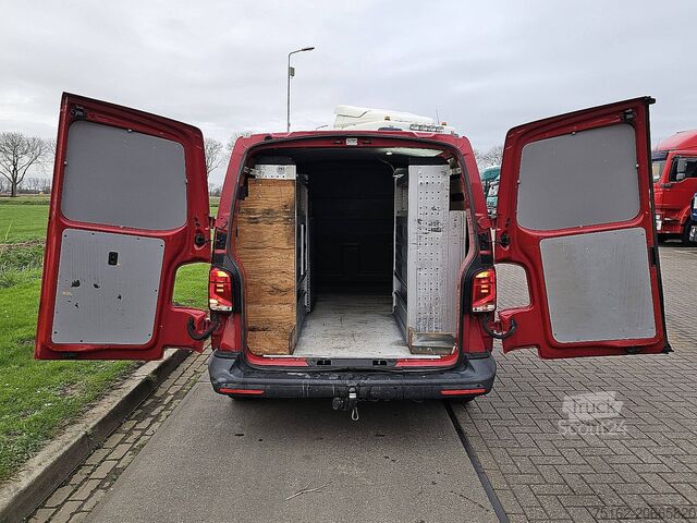 عربة ستيشن واغن ذات سقف مرتفع VOLKSWAGEN TRANSPORTER 2.0 TDI 150 L1H1 AUT.