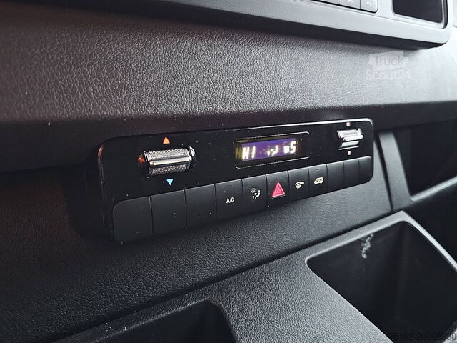 Bavul MERCEDES-BENZ SPRINTER 316 Bakwagen Laadklep!