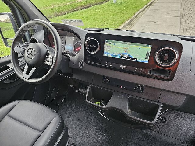 عربة ستيشن واغن ذات سقف مرتفع MERCEDES-BENZ SPRINTER 211 automaat EURO6