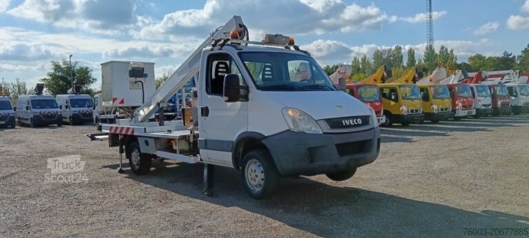 Dėžinis furgonas Iveco Daily Multitel 160 ALU DS - 16m
