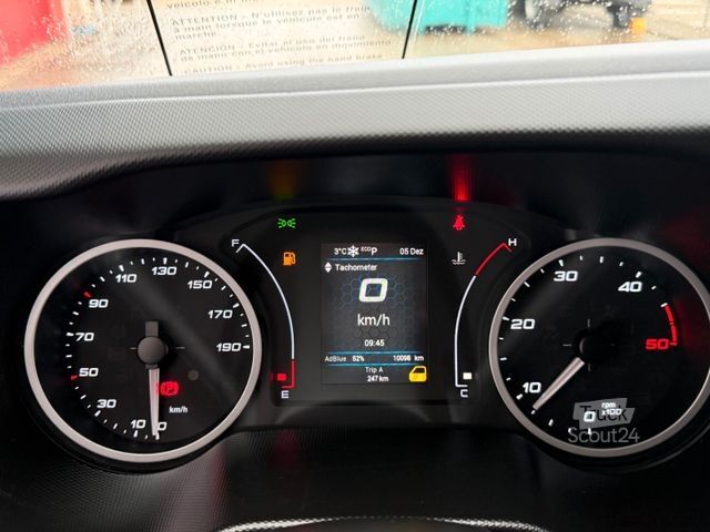 Camion de boissons IVECO 70C18H HI Duo Schwenkwandkoffer LBW 1,5to