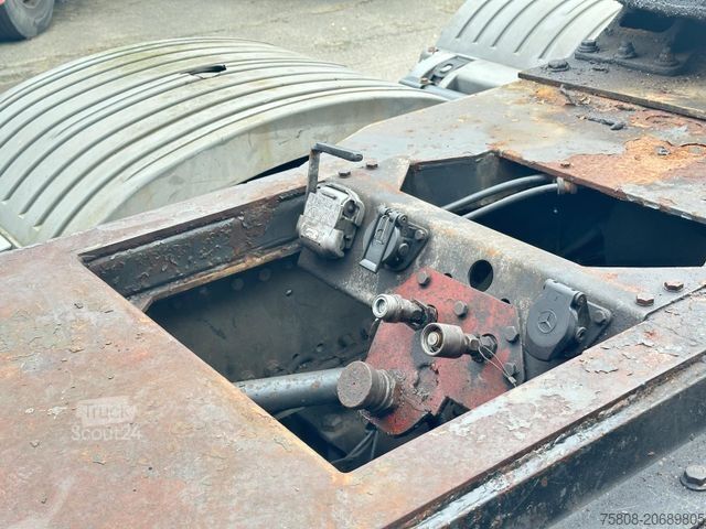 Standartinis vilkikas MERCEDES-BENZ Actros 2655 6x4 Kran Palfinger Epsilon 260Z