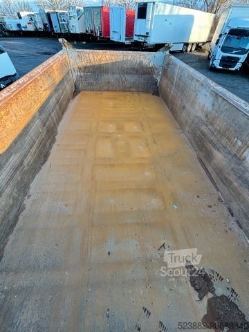 Tipper truck RENAULT C520 6x4*Bordmatik*Meiller*Blatt*Klima*TOP