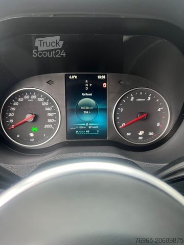 Panelová dodávka MERCEDES-BENZ Sprinter 314 AUTOMATIK NAVI TOTWINKEL KAMERA LED