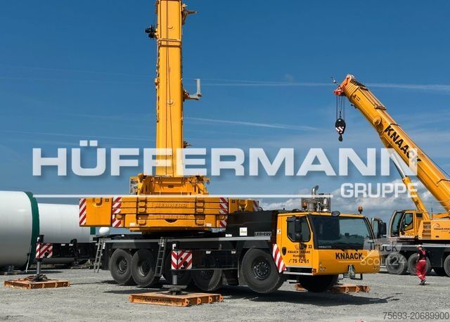Kravas automašīnai uzstādīts celtnis LIEBHERR LTM 1230-5.1