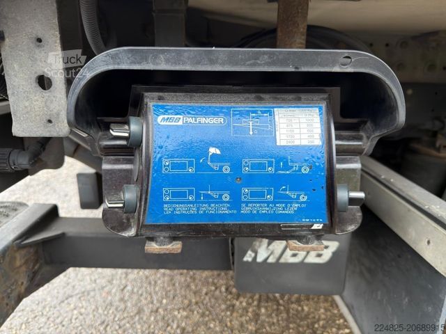 Kühltransporter IVECO DAILY 70C18 KÜHLKOFFER+LBW*2017*MOTORSCHADEN*