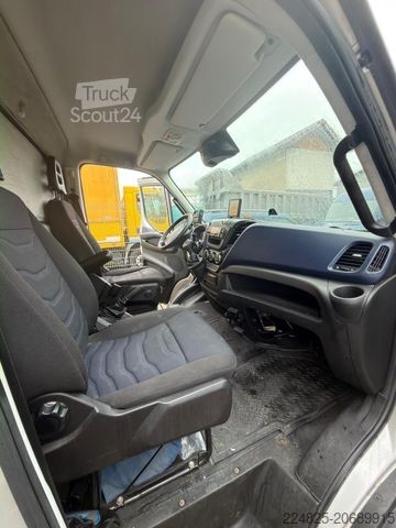 Kühltransporter IVECO DAILY 70C18 KÜHLKOFFER+LBW*2017*MOTORSCHADEN*