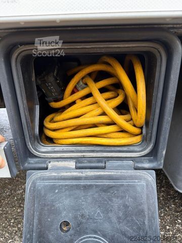 Kühltransporter IVECO DAILY 70C18 KÜHLKOFFER+LBW*2017*MOTORSCHADEN*