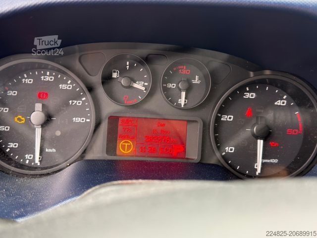 Kühltransporter IVECO DAILY 70C18 KÜHLKOFFER+LBW*2017*MOTORSCHADEN*