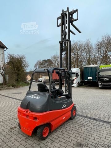 Voorlader vorkheftruck LINDE E30-02 Triplex Elektro Stapler 3.000kg Seitensch