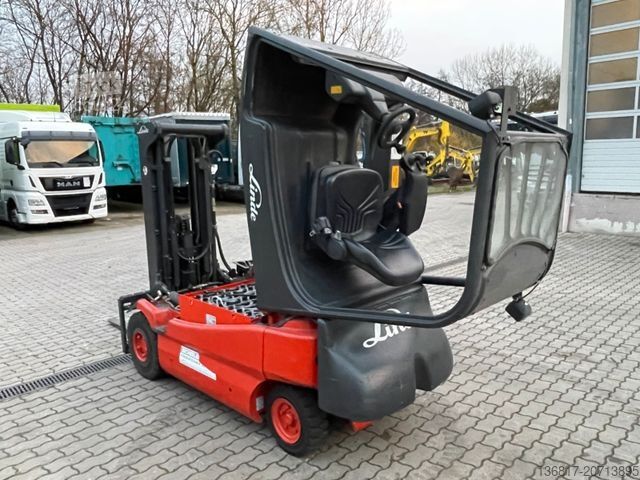 Voorlader vorkheftruck LINDE E30-02 Triplex Elektro Stapler 3.000kg Seitensch