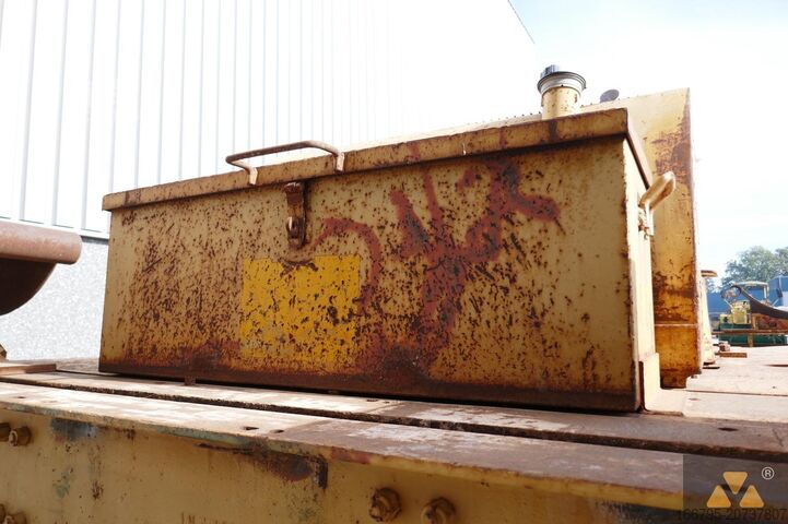 Boru katmanı Caterpillar D8K Pipe carrier