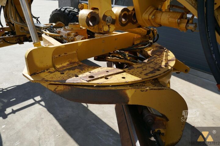 Greyder Caterpillar 143H