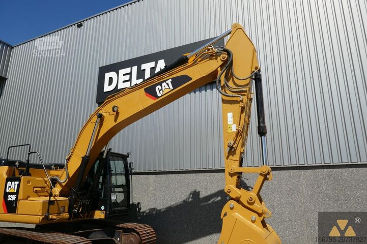 Beltegående gravemaskin Caterpillar 320FL