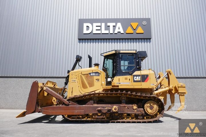 Dozér Caterpillar D7E LGP