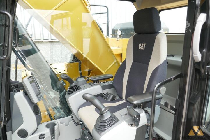 Paletli ekskavatör Caterpillar 325F LCR