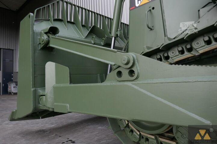 Bouteur Caterpillar D9R Ex-army
