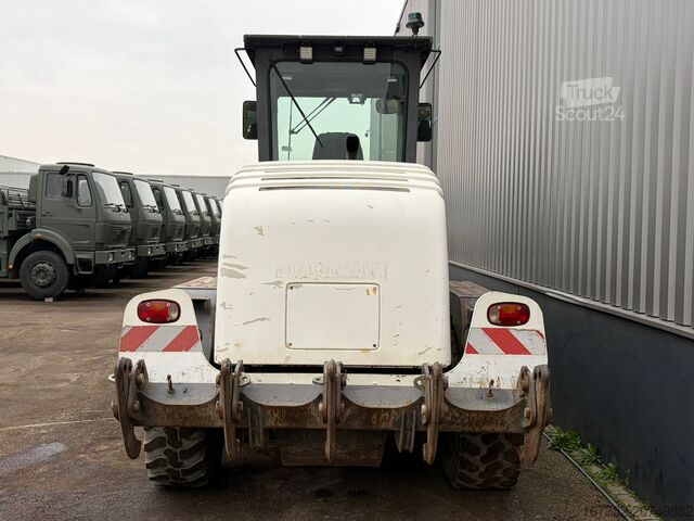 Grader New Holland F106.6/A